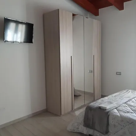 La Genuina Bed & Breakfast