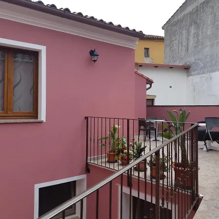 La Genuina Panzió Guspini